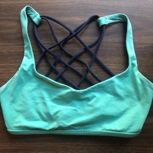 Lululemon Free to Be Wild Bra